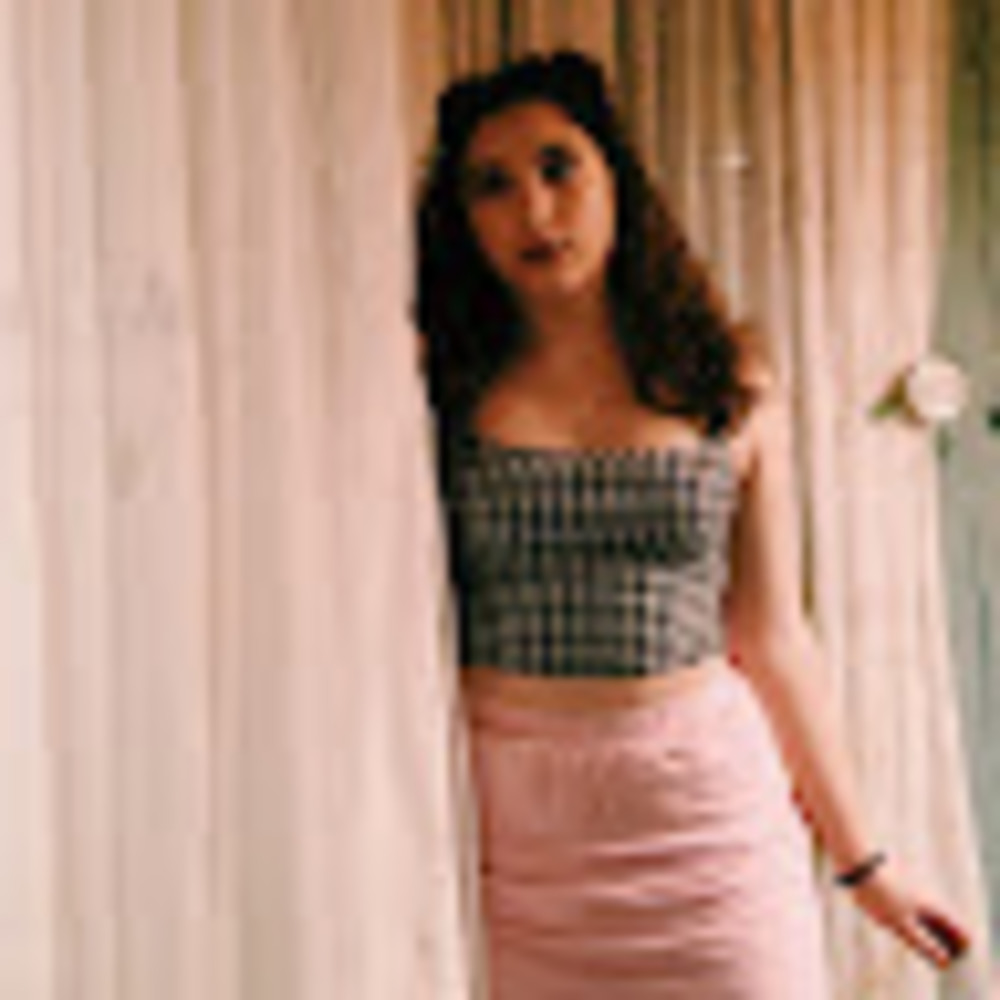 Meet your Posher, Abigail